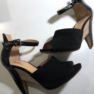 Edgy! Black Snake and Suede Heeled Sandals